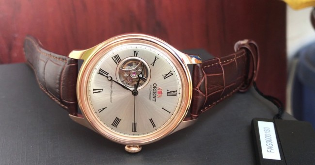 Đồng hồ Orient FAG00001S0 – đơn giản là không thể chối từ