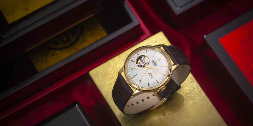 Bộ sưu tập đồng hồ Orient 1010 đạt tiêu chuẩn quốc tế