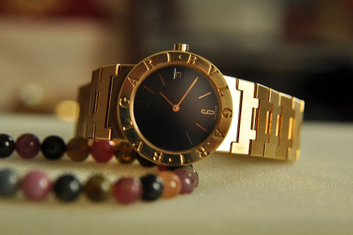 Top thương hiệu đồng hồ nữ bằng vàng 18K nổi tiếng