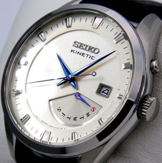 Đồng hồ Seiko kinetic là gì? Cỗ máy độc quyền có gì nổi trội mà lại HOT đến vậy? 1