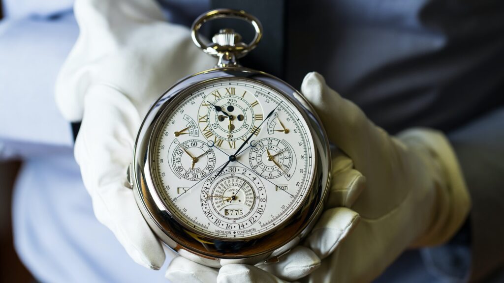 Đồng hồ nam Vacheron Constantin 57260 - Đắt về cả giá thành và sự tỉ mỉ
