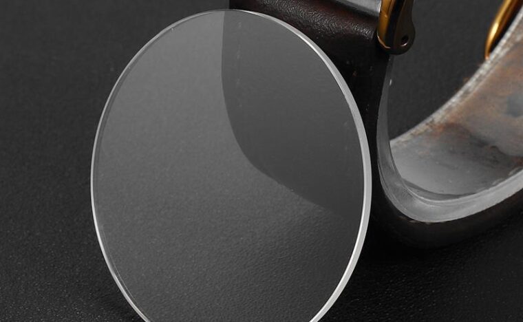 Hướng dẫn cách tháo mặt kính đồng hồ đeo tay tỉ mỉ & an toàn