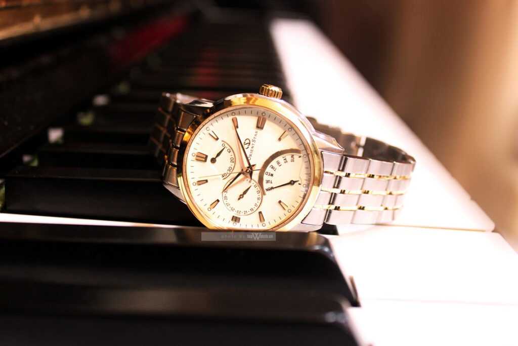 Đồng hồ đeo tay chính hãng Orient Star SDE00001W0 - Giá niêm yết 18.610.000 VNĐ=>Giá khuyến mãi 14.888.000 VNĐ