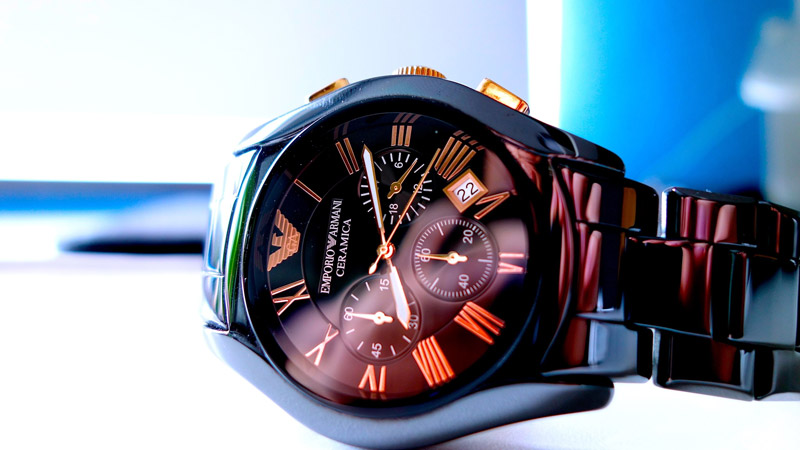 Cận cảnh mặt số tuyệt đẹp của một chiếc đồng hồ Armani chuẩn chính hãng