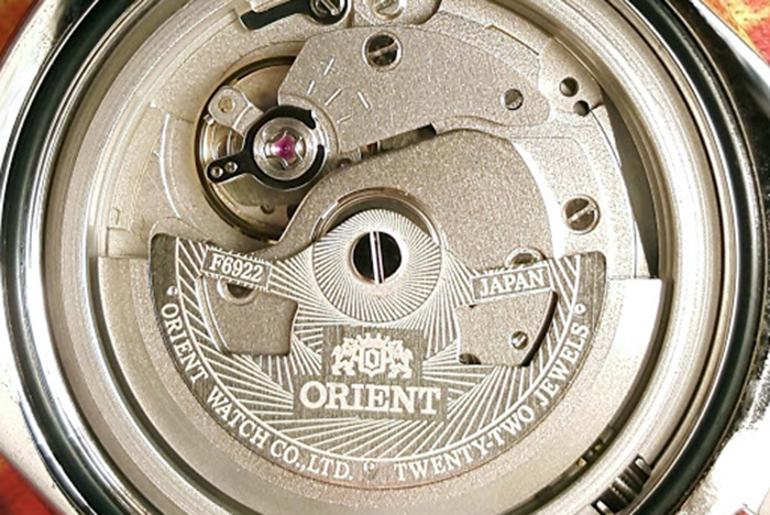 Đồng hồ SK sở hữu bộ máy F6922 cực độc đáo và chất lượng 