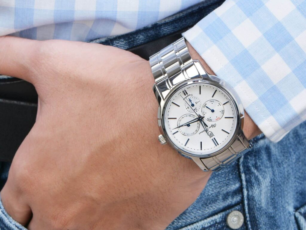 Cận cảnh thiết kế đồng hồ Olym Pianus trên tay cực đẹp mắt