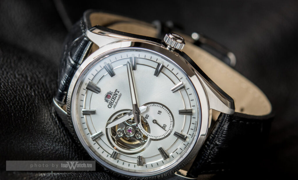 Đồng hồ đeo tay chính hãng Orient RA-AR0004S10B