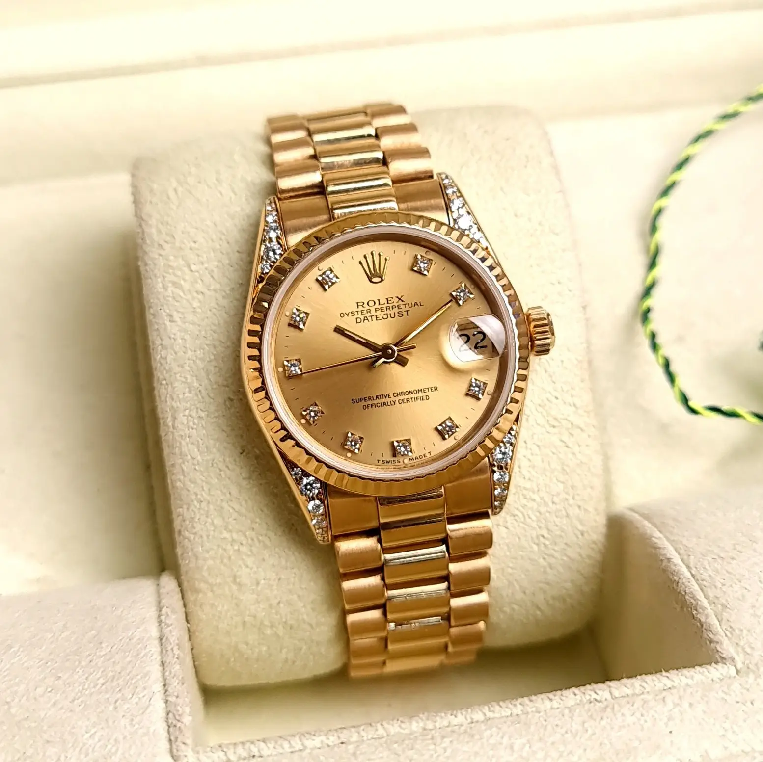 Đồng Hồ Rolex Lady-Datejust 31 68238 Mặt Số Chải Tia Vàng Cọc Kim Cương