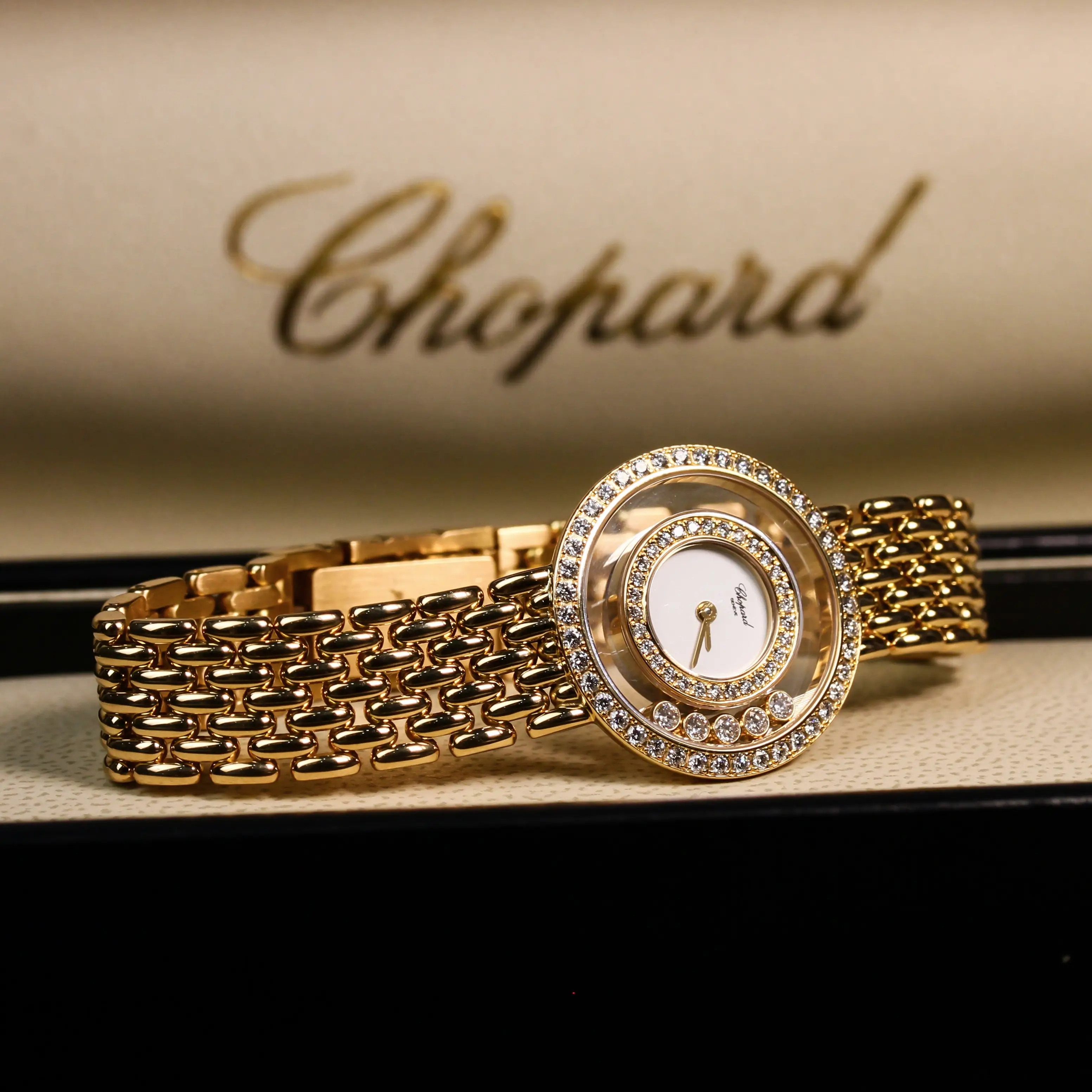 Đồng Hồ Chopard Happy Diamond 18kt Yellow Gold 205691-0001