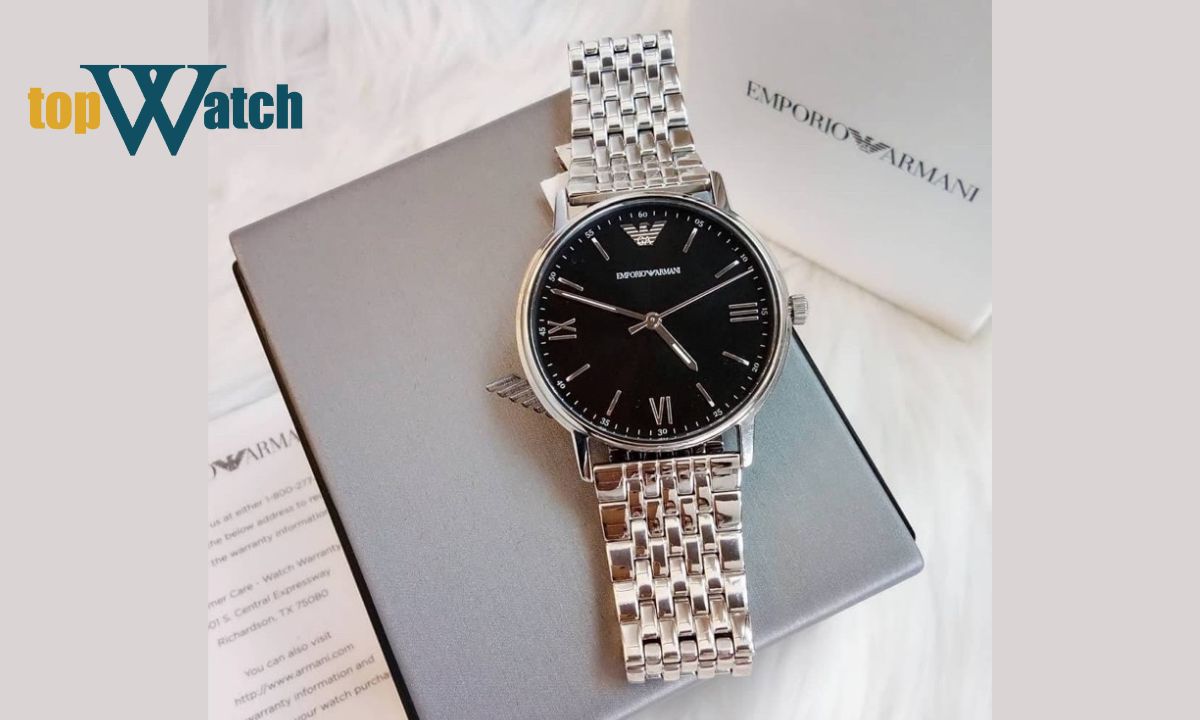 Kiểm tra dây đeo Emporio Armani