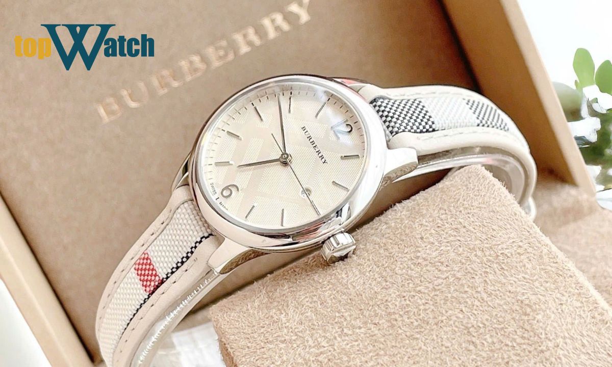Kiểm tra mặt đồng hồ Burberry