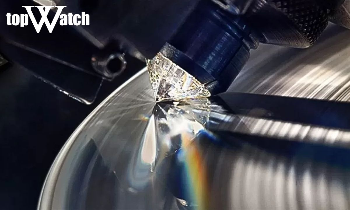 Kim cương là gì? Vì sao kim cương làm nên giá trị của đồng hồ cao cấp? ứng dụng kim cương trong công nghệ