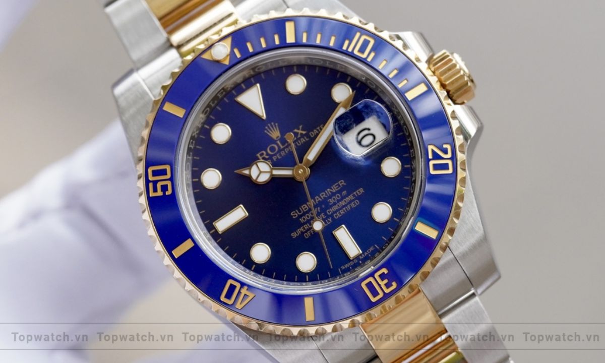 Vòng bezel 0 - 60 trên đồng hồ Rolex Submariner