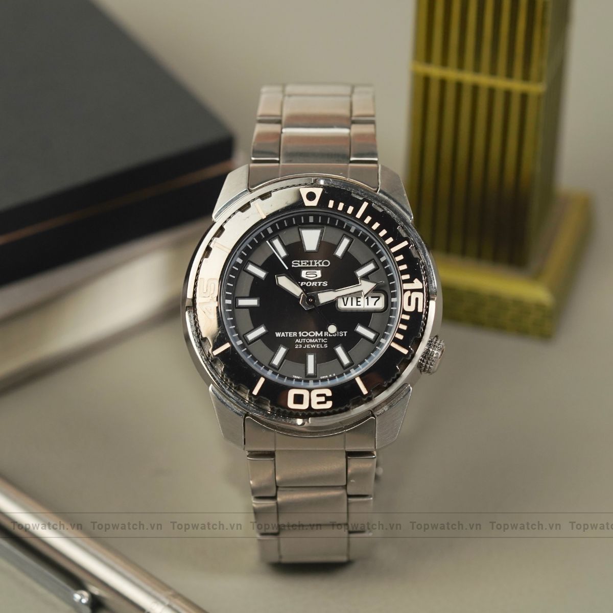 Đồng hồ SEIKO 5 SNZE97 Đồng hồ SEIKO 5 SNZE97