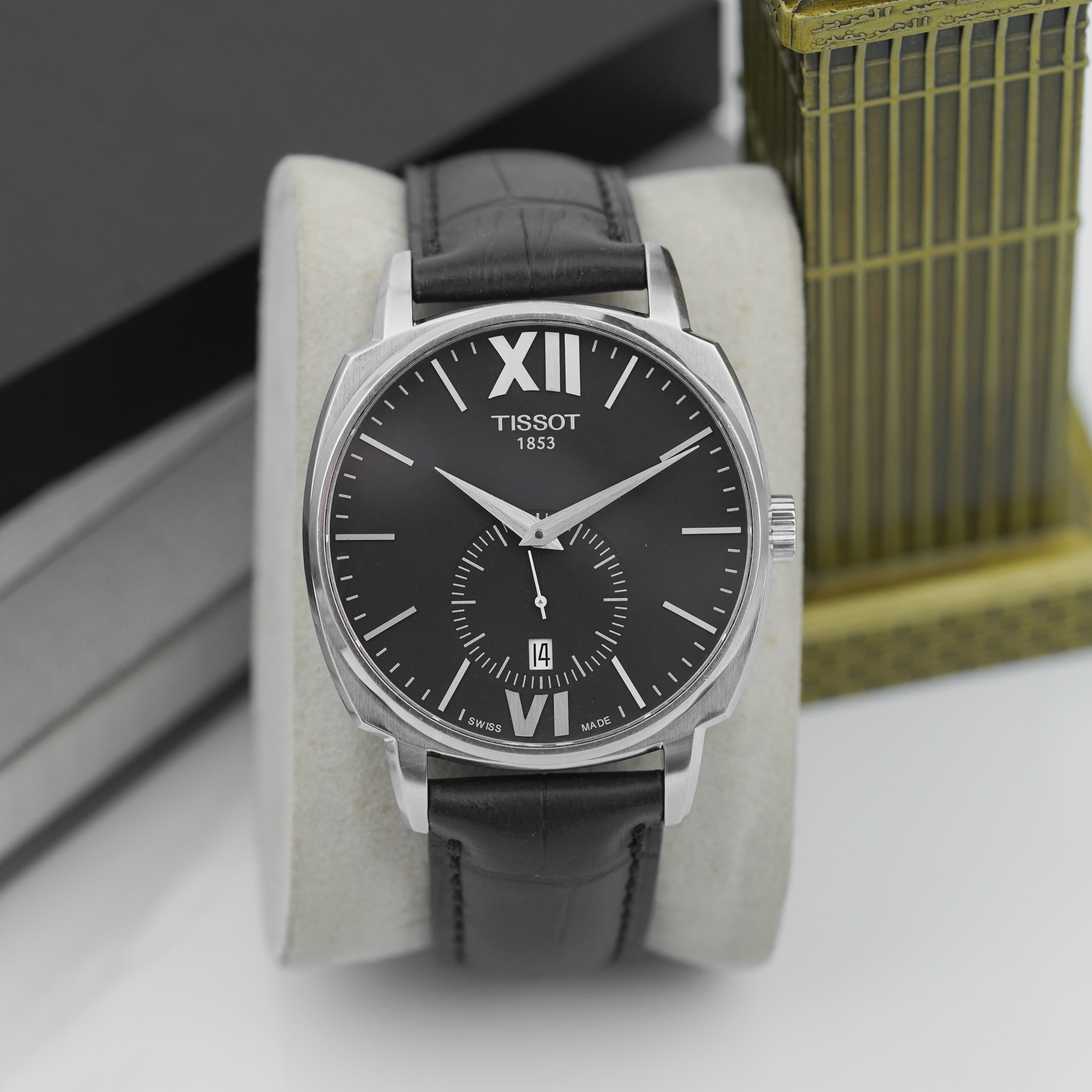 Đồng hồ Tissot 40mm Nam T059.528.16.058.00 Đồng hồ Tissot 40mm Nam T059.528.16.058.00
