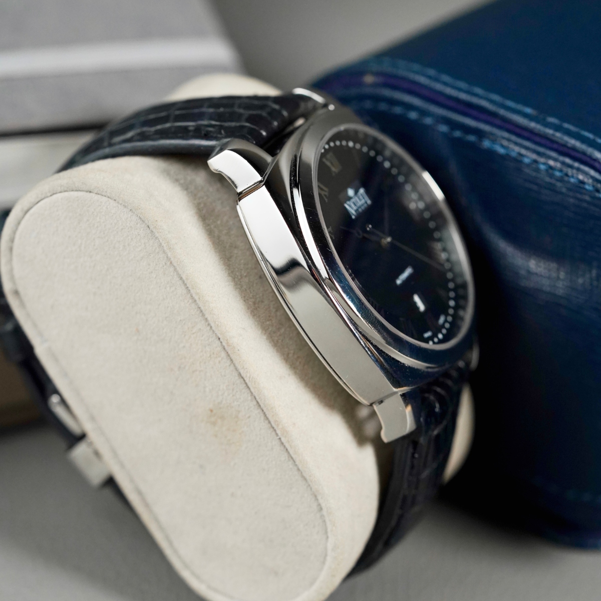 Đồng hồ Armand Nicolet N126