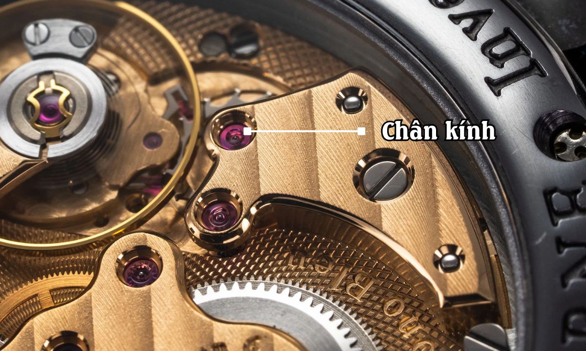 chân kính đồng hồ là gì