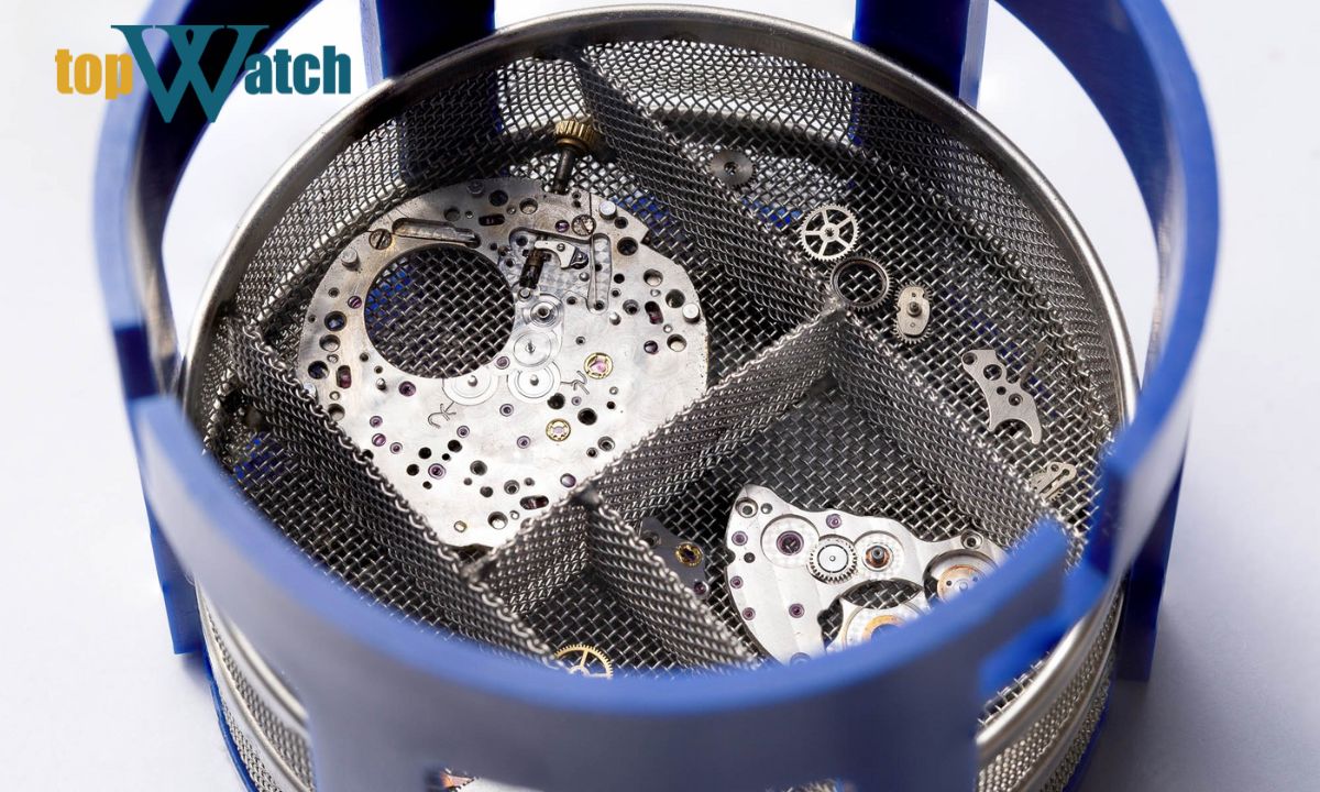 lau dầu đồng hồ cơ giá bao nhiêu