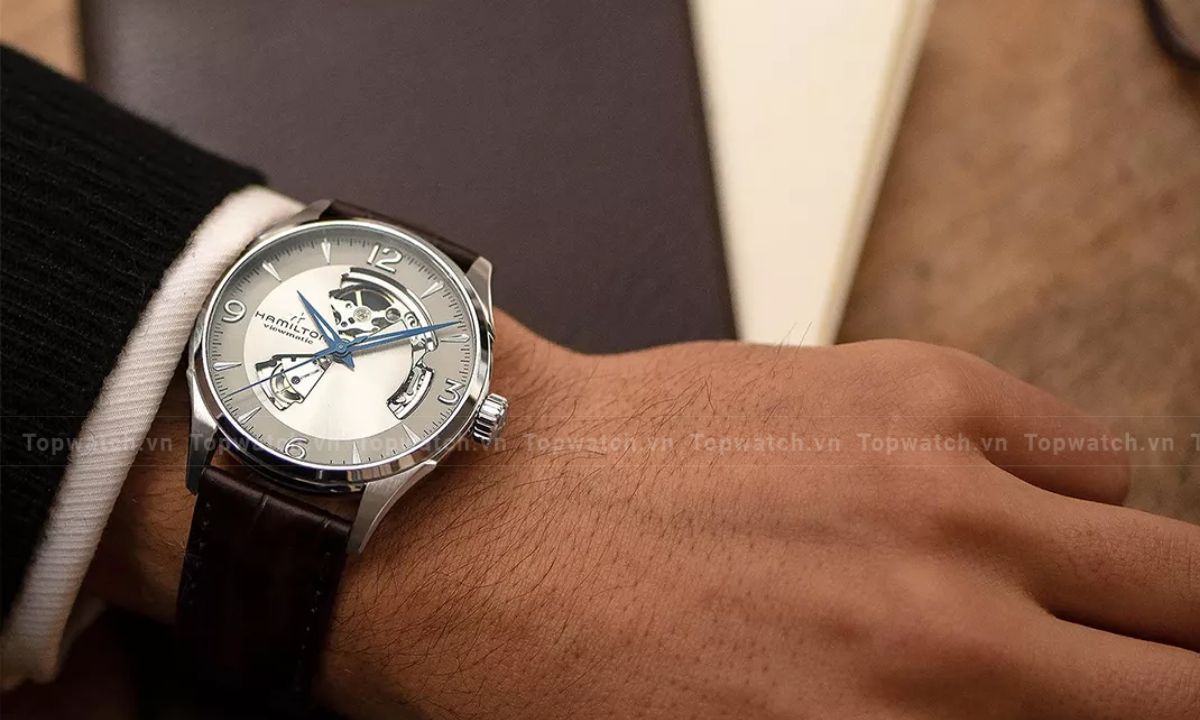 Đồng hồ Hamilton của nước nào? Có đáng mua không? Đồng hồ Hamilton Jazzmaster Open Heart H32565555