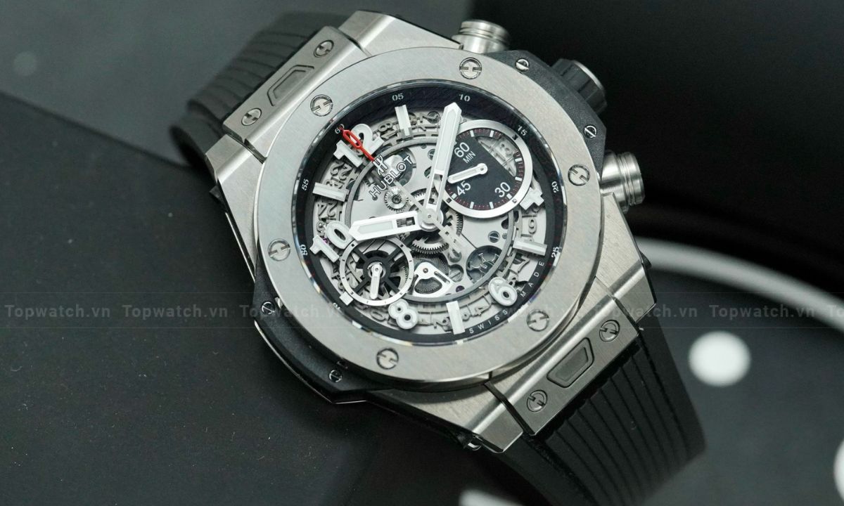 10 mẫu đồng hồ hublot lộ cơ ấn tượng, độc đáo và thu hút nhất Đồng hồ Hublot Big Bang Unico Titanium Ceramic 441.NM.1170.RX