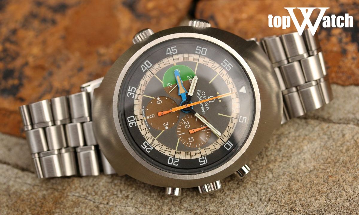 Danh sách 15 mẫu đồng hồ Omega cổ đáng tiền, được săn đón Đồng hồ Omega Flightmaster Ref. 145.013 (1969)