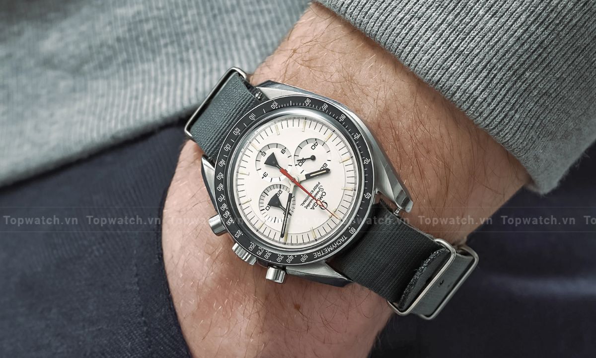 Danh sách 15 mẫu đồng hồ Omega cổ đáng tiền, được săn đón Đồng hồ Omega Speedmaster "Alaska Project" Ref. 145.022 (1970s)