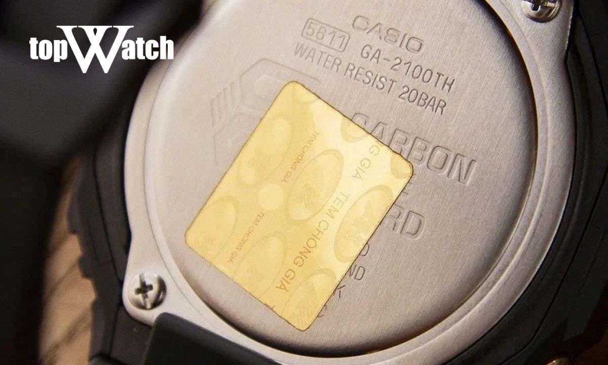 Cách nhận biết đồng hồ Casio chính hãng, thật giả nhanh chóng Tem chống hàng giả là dấu hiệu tham khảo hữu ích khi kiểm tra đồng hồ Casio chính hãng
