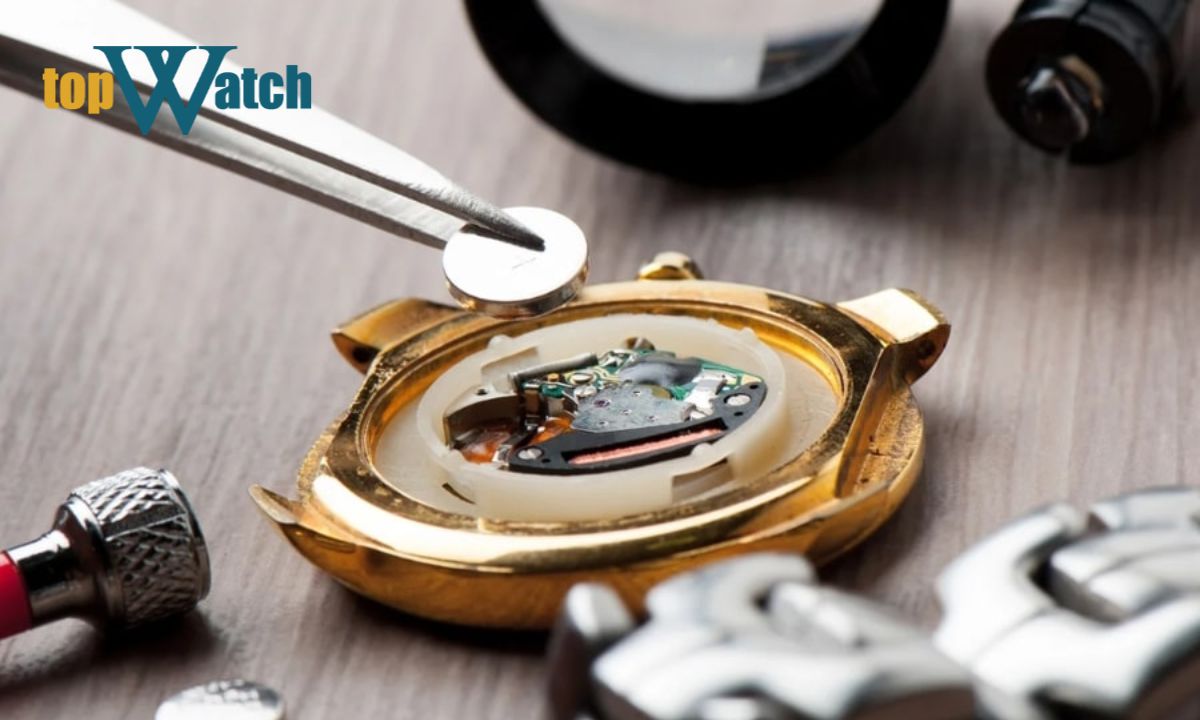 Nên thay pin đồng hồ chính hãng tại cơ sở uy tín