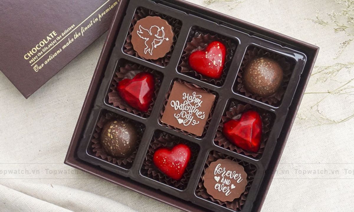 30+ món quà Valentine cho người yêu ý nghĩa, tinh tế và độc đáo Chocolate là biểu tượng của những mùa valentine